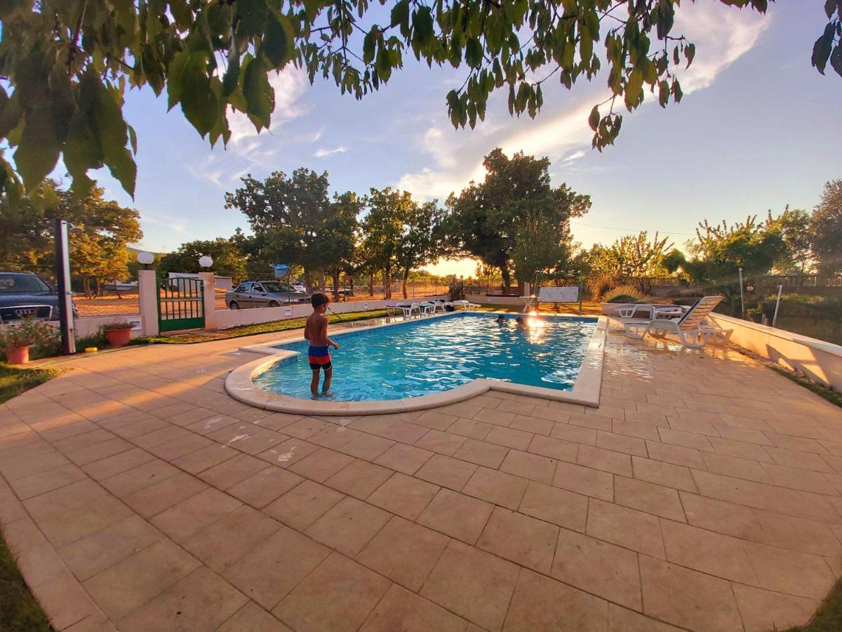 Kaja House Apartments Lozovac Bagian luar foto