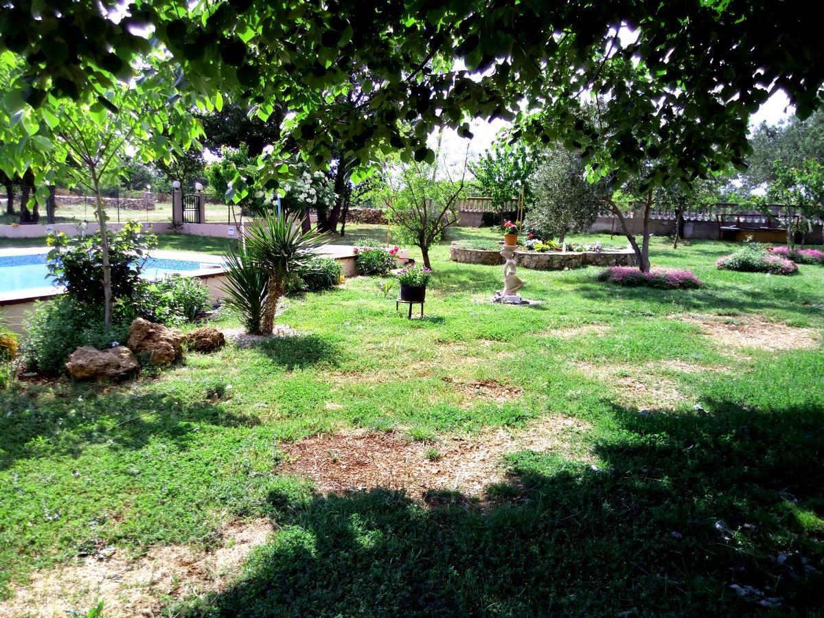 Kaja House Apartments Lozovac Bagian luar foto