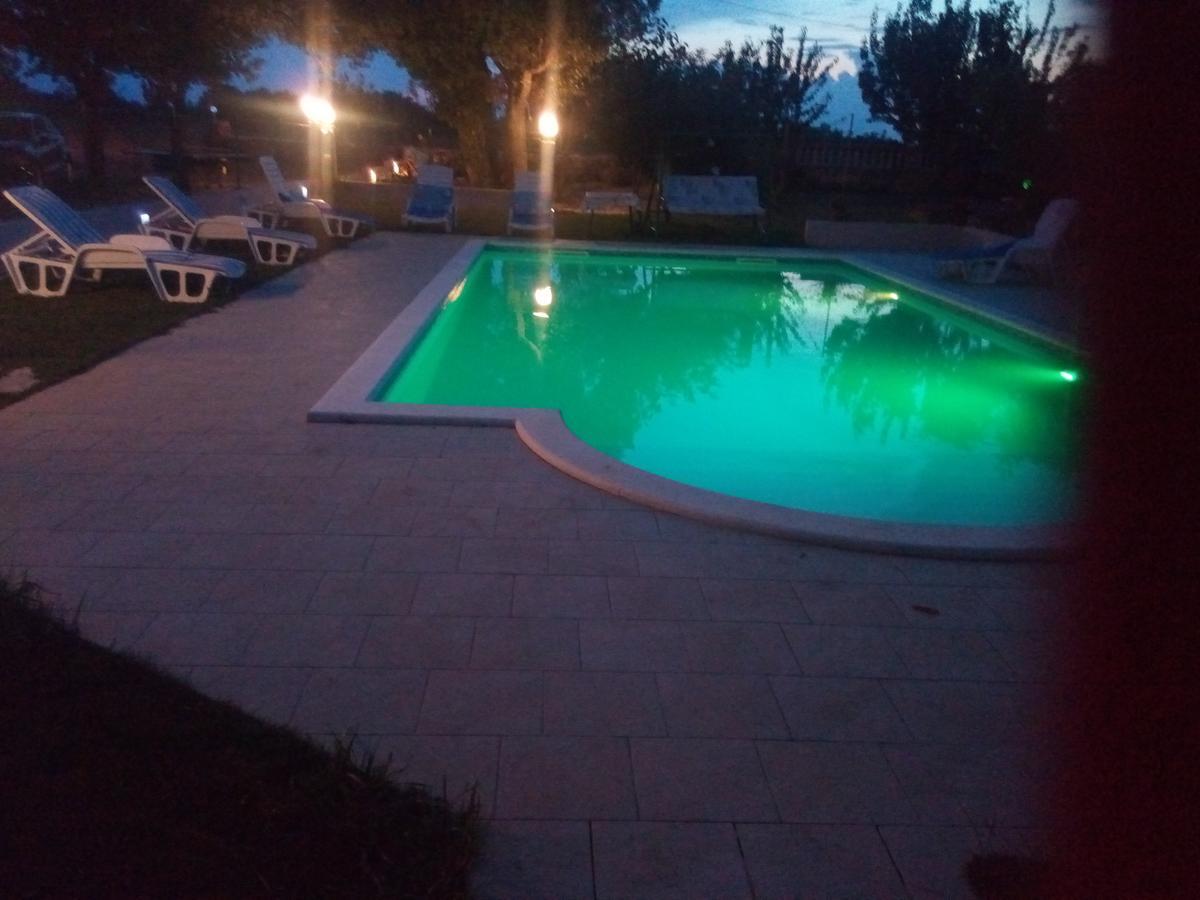 Kaja House Apartments Lozovac Bagian luar foto