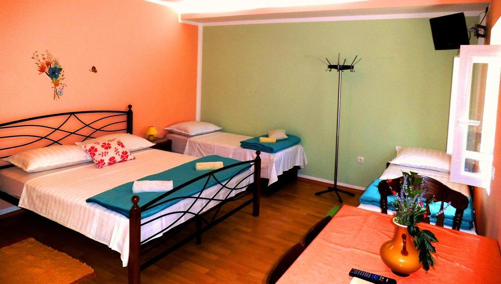 Kaja House Apartments Lozovac Ruang foto